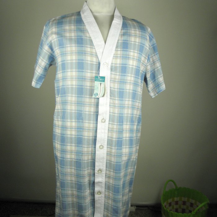 100% cotton woven crepe Men short-sleeve sleepwear bathrobes robe plaid m1204025