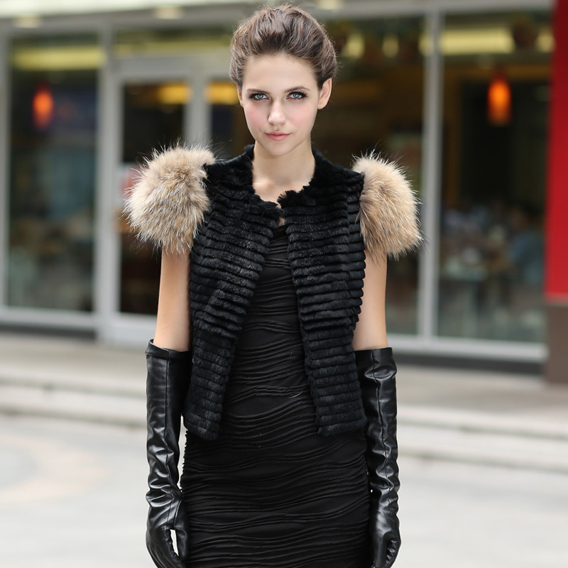 100% real natural pure ladies/ woman/ female rabbit fur coat, short-sleeve raccoon fur vest