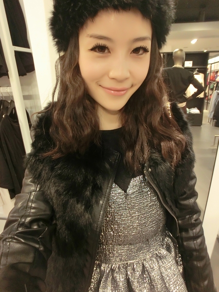 12.17yumi fashion rabbit fur leather elegant slim short jacket design leather clothing outerwear