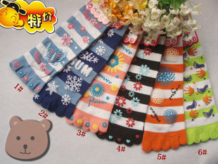 12 Pairs Women  flower Fuzzy Striped Toe Socks Soft Warm Cute Sock 9-11 Shoe Size 5-10