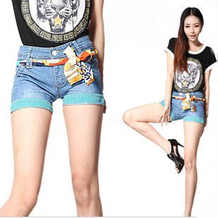 $15 off per $150 order Hot sale! Free shipping Summer roll edge light denim shorts hot pants significantly thinner