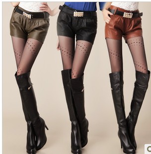 1619 # Korean version of Slim hip in the lumbar matt washed PU leather shorts, hot pants, casual pants (Belt)