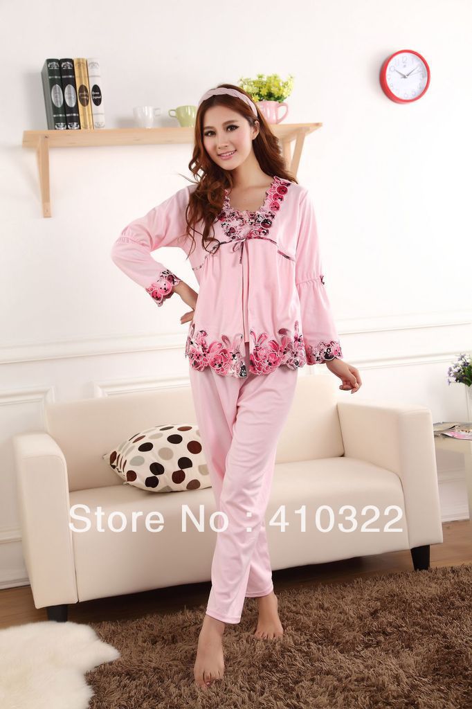 1Set/Lot  Floral Graceful Women Pajamas Set in Pink M/L/XL Lady Sleepwear Spring / Autumn P6847 Free Shipping