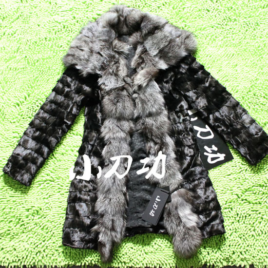 2011 silver fox fur collar bordered overcoat mink medium-long s600