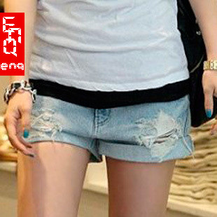 2011 women's casual loose distrressed roll-up hem plus size light color denim shorts