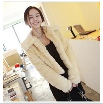 2012 autumn and winter hot-selling elegant sweet gentlewomen artificial leather all-match short jacket