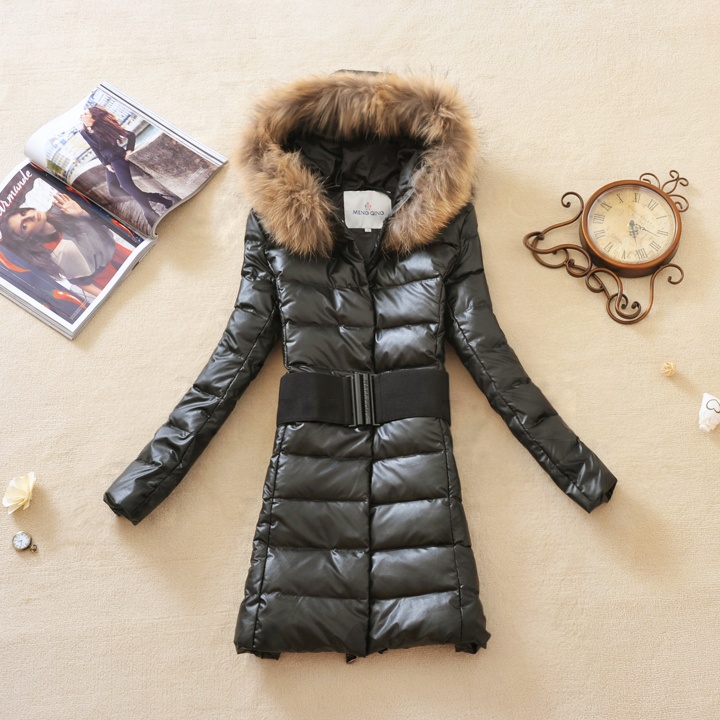 2012 autumn and winter new women luxury raccoon oge collar Slim waist in the long paragraph PU leather jacket