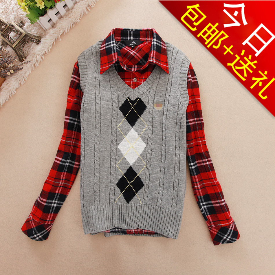 2012 autumn and winter pullover preppy style Women V-neck plaid small sweater vest wool waistcoat