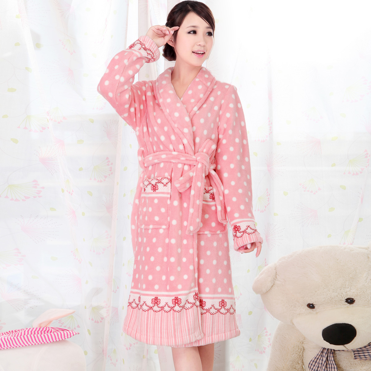 2012 autumn and winter thickening casual long-sleeve female coral fleece robe sleepwear lounge (PJ001)