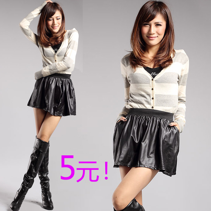 2012 autumn pleated half-length short skirt matt faux leather skirt with pockets black