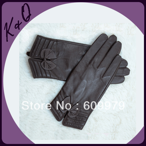 2012 Fashion Genuine Leather Glove Goat Skin Glove Women Made by Grade-A Lamb/Sheep Fashion  Size of S, M, L