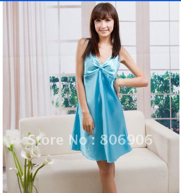 2012 Fashion Lady's robes ,WOMEN'S sleepwear,nightgown,night-robe, blue nightgown,wholesale and retail,free shipping