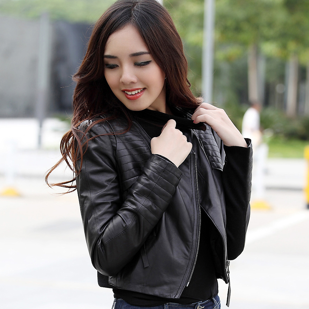 2012 fashion sheepskin leather motorcycle clothing women's design slim short leather jacket outerwear