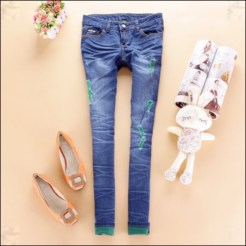 2012 fashionable casual roll up hem low-waist wearing white jeans straight pants