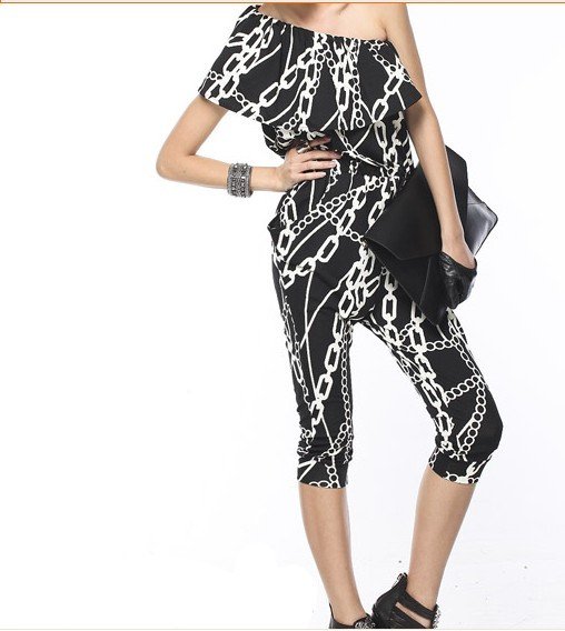 2012 Free shipping Women's one-shoulder  rompers/Siamese Trousers/Jump-suit /casual overalls black, white rompers