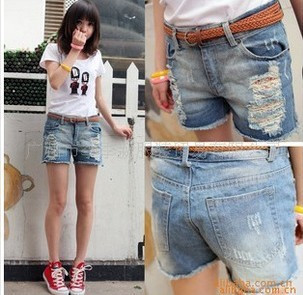 2012 loose water wash denim shorts hole female roll-up hem shorts