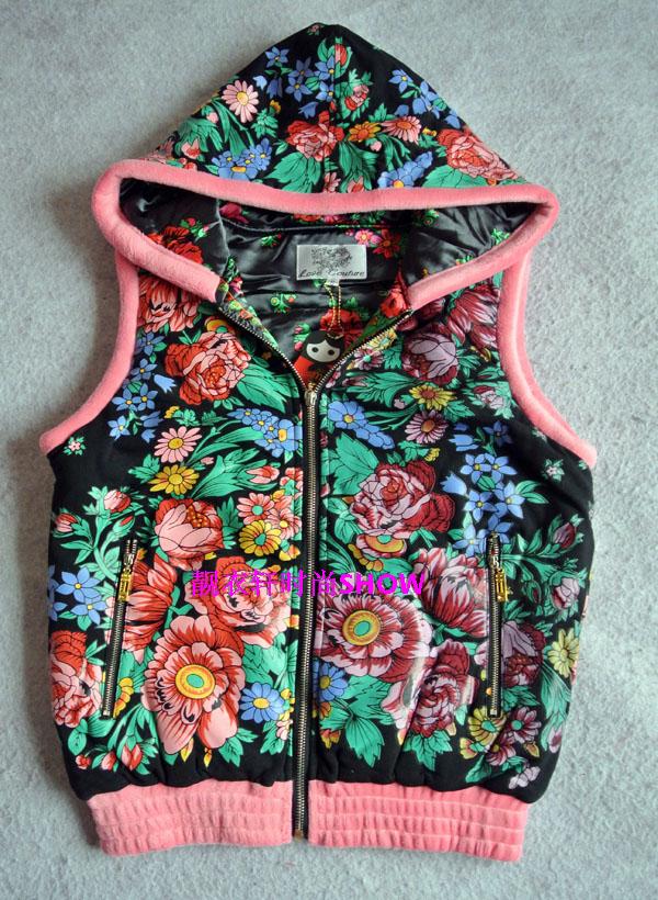 2012 love couture by lourdes classic print with a hood women's cotton vest