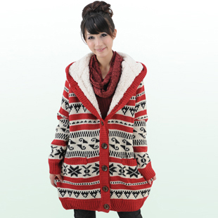 2012 maternity clothing winter outerwear fashion maternity thermal outerwear plus velvet long design maternity sweater