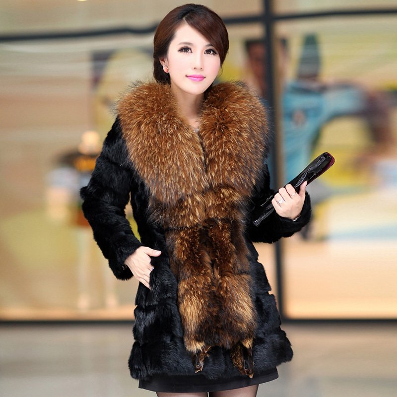 2012 medium-long hooded slim rabbit fur coat large raccoon fur overcoat 8881