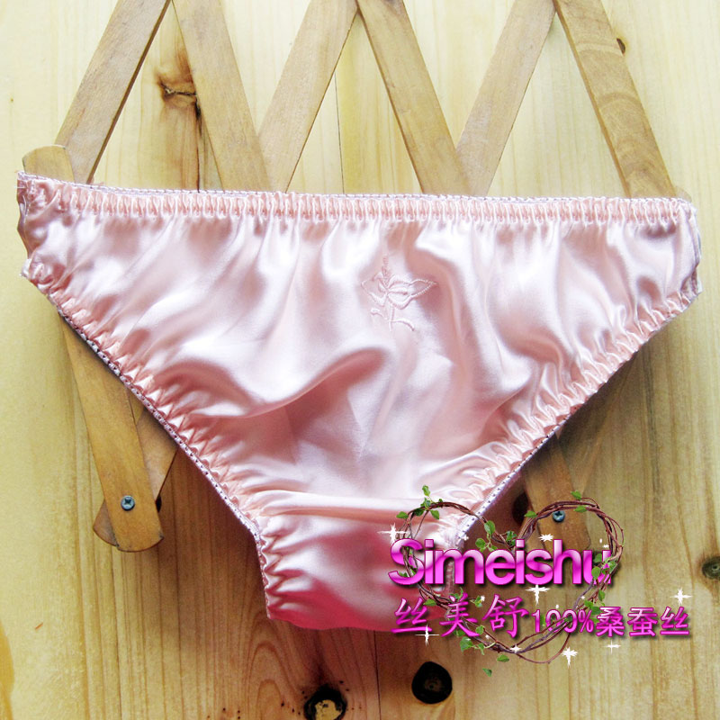 2012 mulberry silk panties women's embroidered low-waist briefs natural health