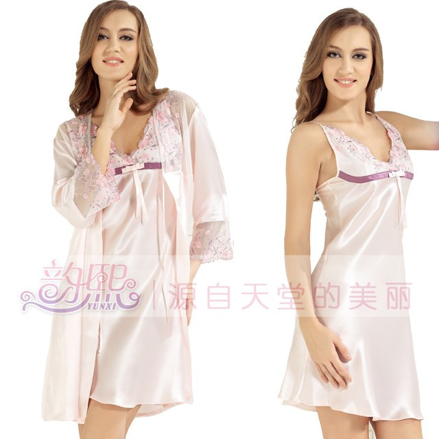 2012 mulberry silk sleepwear silk furniture lace spaghetti strap nightgown set d008