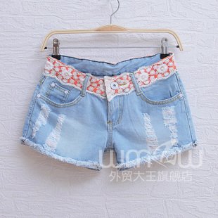 2012,new arrival,free shipping,retro,splice,lace,Denim shorts, pink floral shorts,wholesale and retail