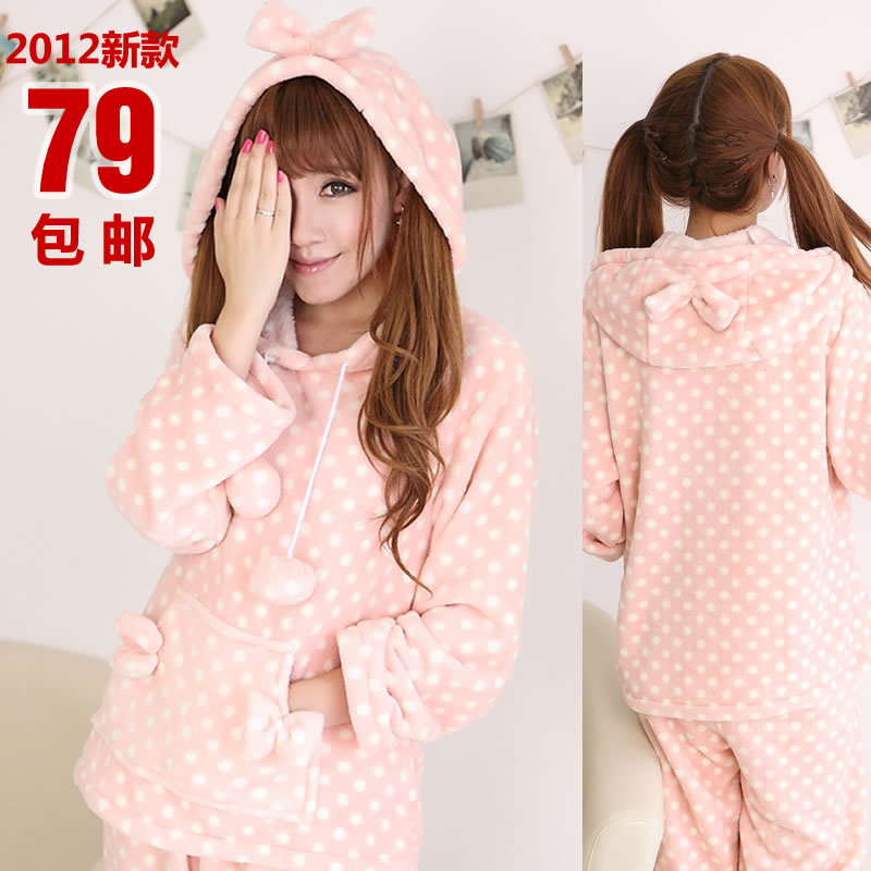 2012 new autumn and winter coral velvet long-sleeved trousers woman pajamas   Love dot pajamas