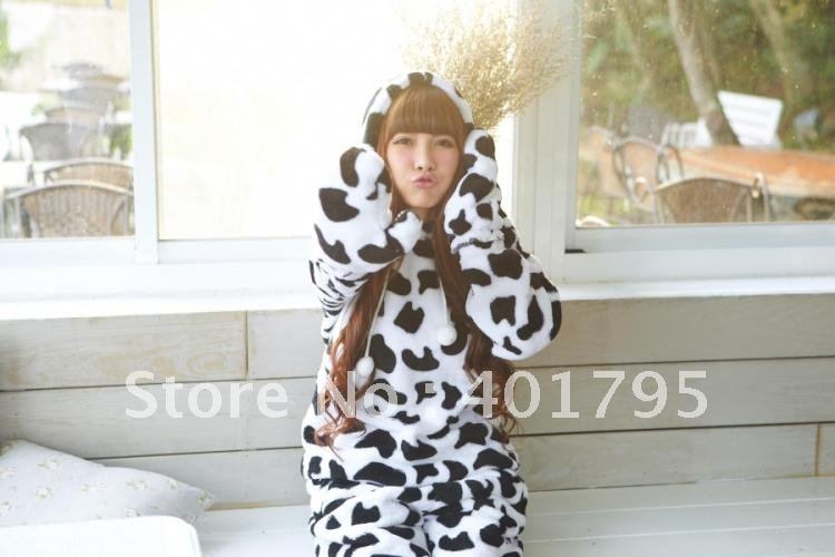 2012 New  Fashion Adult Fleece Lovely Cow  Pyjamas  Pajamas Sleepsuit sleepwear with Gloves Gift