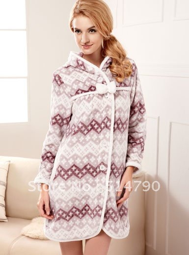 2012 New Fashion Hotsale  Geometrical design white printed flannel hooded Women Household Robe/Pajamas (winter and  autumn)