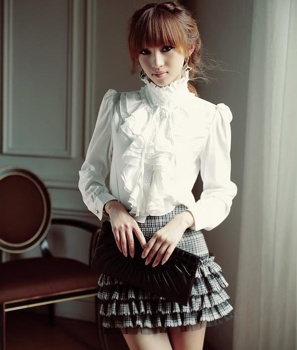 2012 New Free Shipping Korea Women Shirt Fashion Shirts Ladies Shirt OL Dress Shirts Black/White Bubble Sleeve Blouse