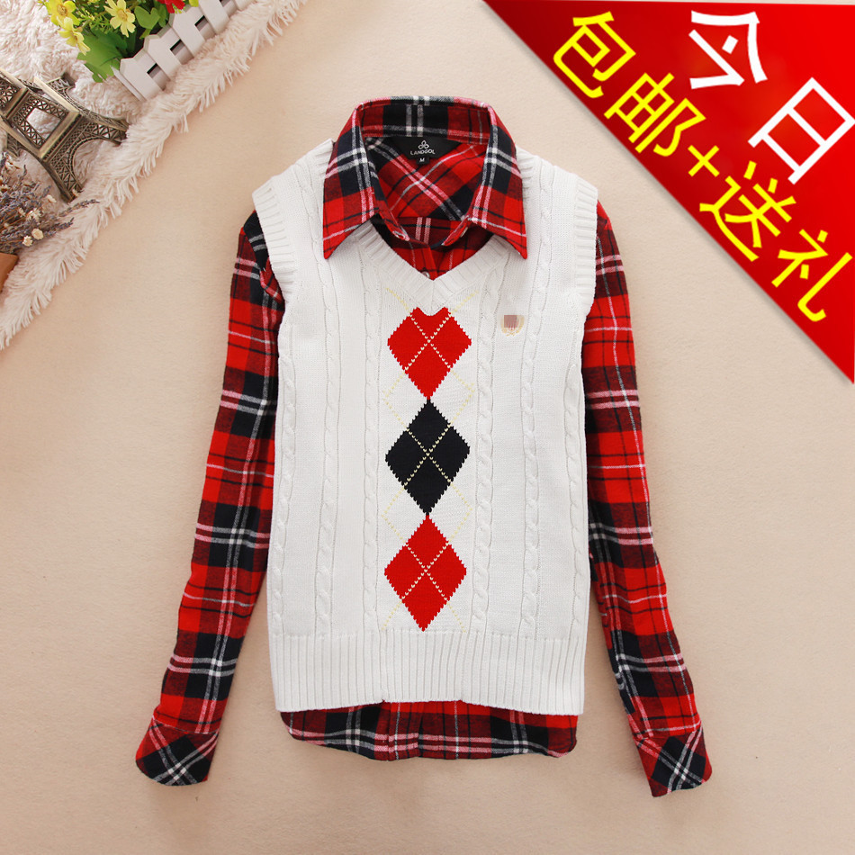 2012 pullover fashion preppy style sweet V-neck the belle plaid sweater small vest wool waistcoat