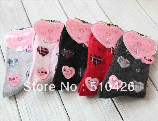 2012 Qiu dong lovely big love of rabbit wool socks free shipping