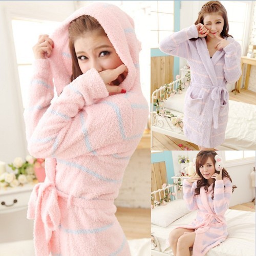 2012 sleepwear limited edition thickening high quality yarn velvet short robe bathrobes female with a hood