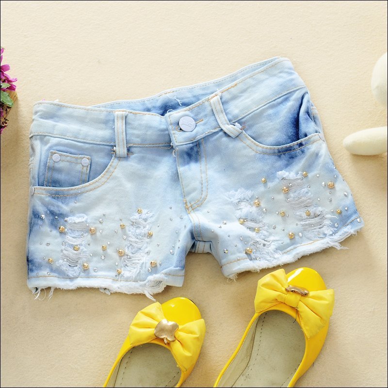 2012 spring women's 0n752 classic water wash wearing white lace beading denim shorts