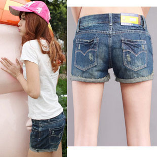 2012 summer denim shorts female loose roll-up hem shorts light blue simple all-match