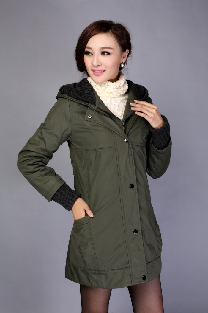 2012 winter thickening cotton-padded jacket outerwear Army Green raccoon large fur collar medium-long wadded jacket women's