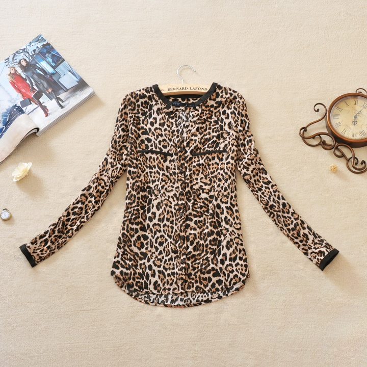 2012 women's fashion star style small V-neck leopard print long-sleeve loose casual shirt