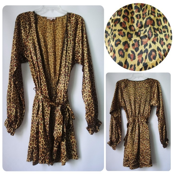 2012 women's long-sleeve silk robe bathrobes wild leopard print lace decoration