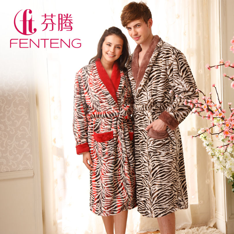 2012ft autumn lovers sleepwear carving coral fleece velvet robe lounge z8680 z8681 male female