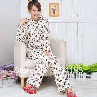 2013 autumn and winter Women super soft thickening coral fleece lounge sleep set lovers design