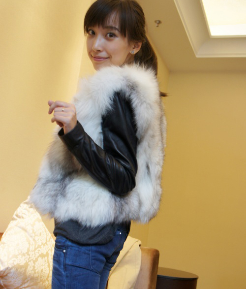 2013 clothes women Fox fur sheepskin leather clothing scale fur coat genuine leather ostrich fur coat