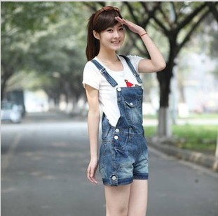 2013 Cute Denim overalls Package hip students Suspenders skirt Female Siamese Overalls Denim shorts Free Shipping