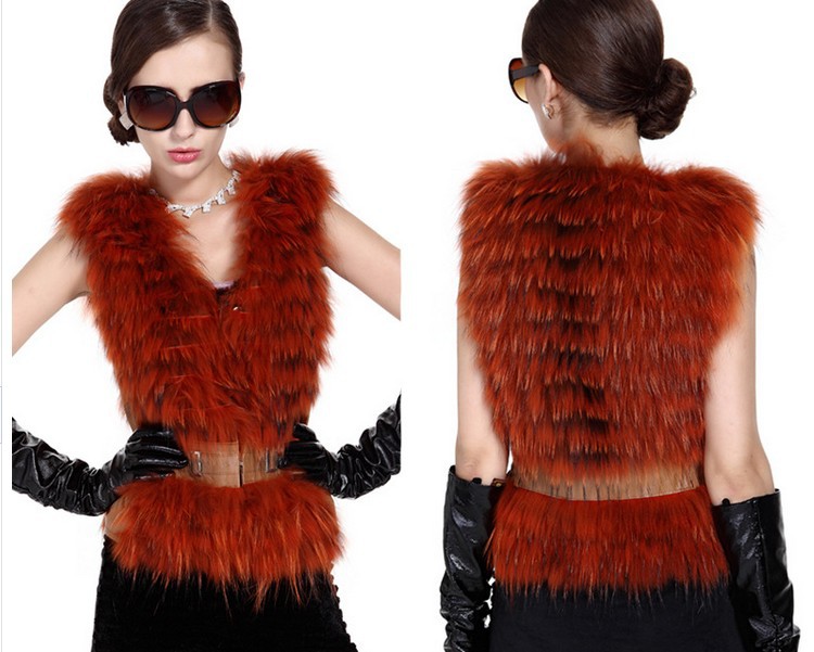 2013 Hot !  Factory Direct Sale Raccoon Fur Vest  Racoon Dog Fur Vest Free Shipping Ems