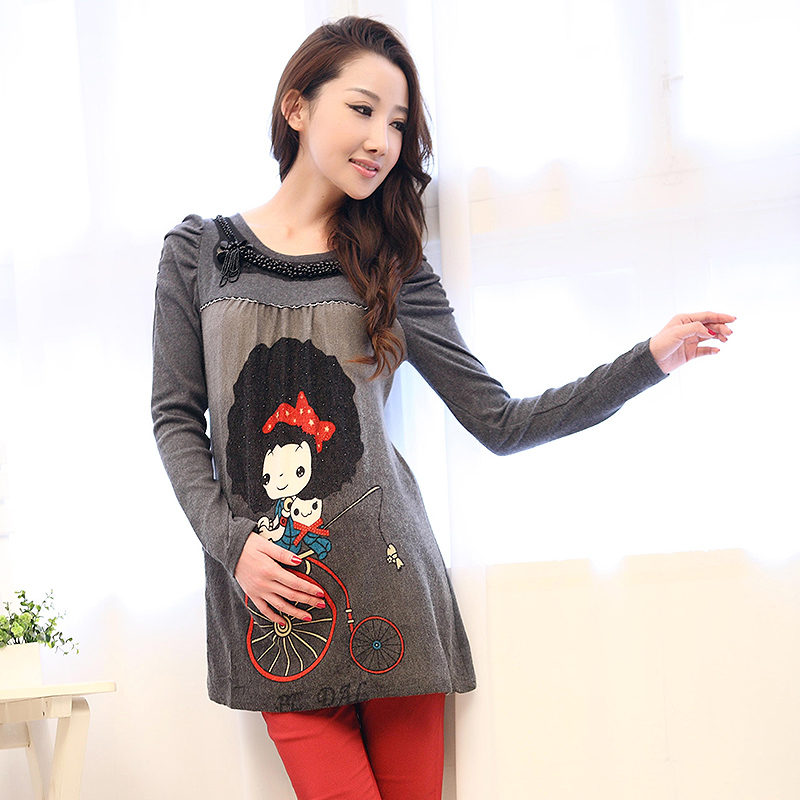 2013 maternity clothing cartoon girl fashion maternity top maternity long design t-shirt spring and autumn