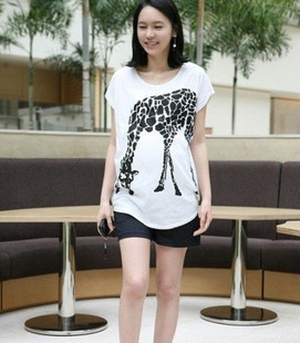 2013 maternity clothing summer maternity short-sleeve t-shirt maternity top summer ! Maternity tops