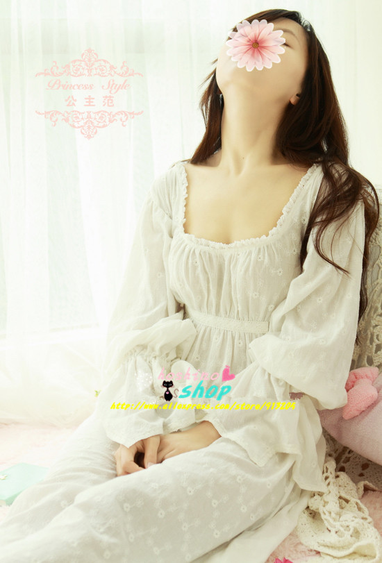 2013 new arrival exclusive design limited edition high-end Princess sleeves lace nightdress