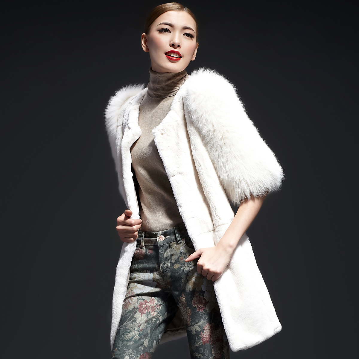 2013 new arrival fur coat full leather rex rabbit hair ol fashion fox fur half sleeve lj1332