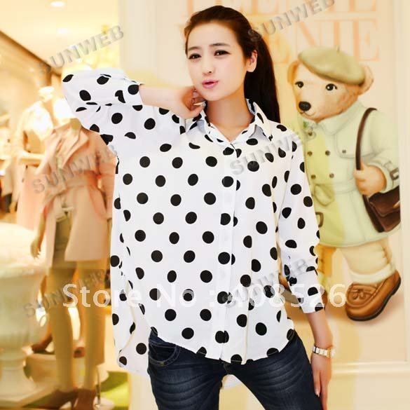 2013 New Fashion Korean Polka Dot Turn Down Collar Long Batwing Sleeve Chiffon Shirt free shippping 4032