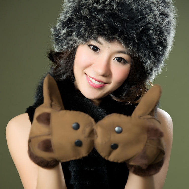 2013 new fashion sweet Women wool fur in one mouse big plank women's thermal genuine leather real fur gloves free shipping