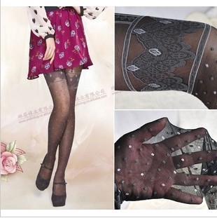 2013 new spring and summer Ultrathin prevent snagging Korean pantyhose dot jacquard pantyhose sockings for the women